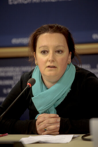 Photo 5: Novel Foods Regulation : outcome of the conciliation Press conference by : Gianni PITTELA