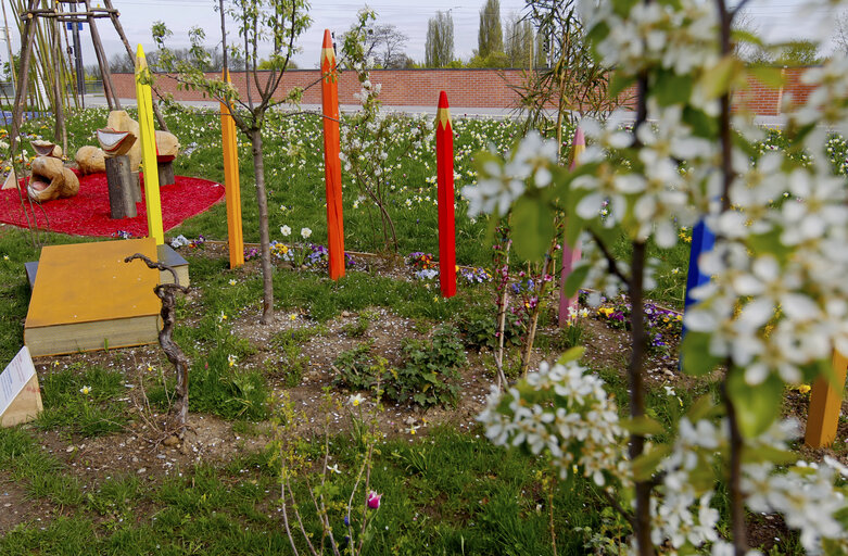 Billede 7: French German Garden of the Human Rights