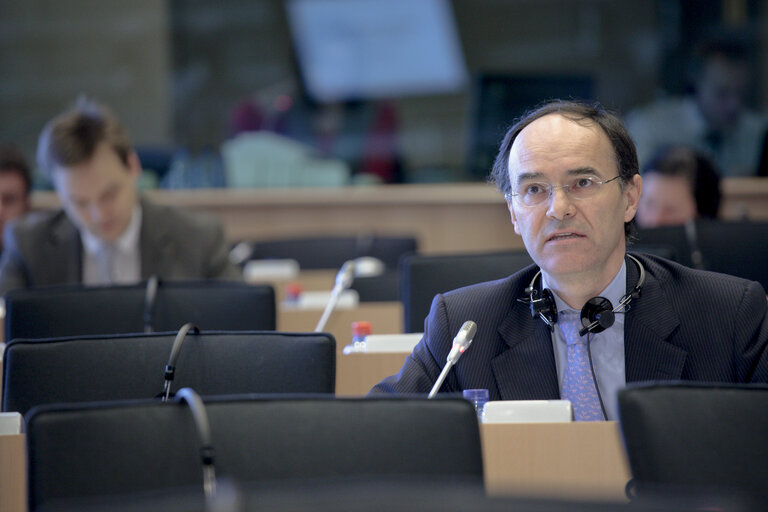 Fotografie 3: ECON Workshop: Ensuring Access to Basic Banking Services