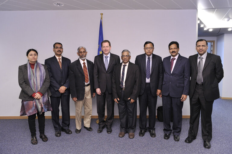 Photo 13: MEP Graham Watson receives members of the Rajya Sabha (Upper House of the Indian Parliament)