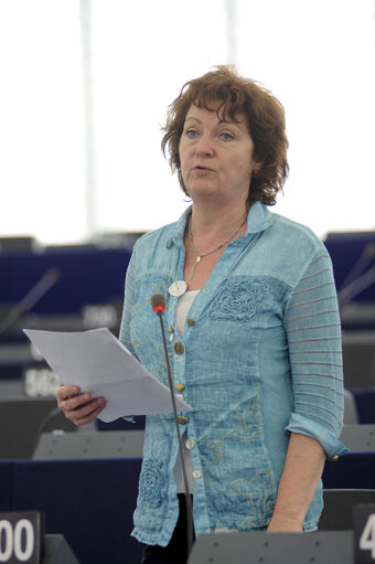 Zdjęcie 10: Mep in Strasbourg Hemicycle during the Session week 14