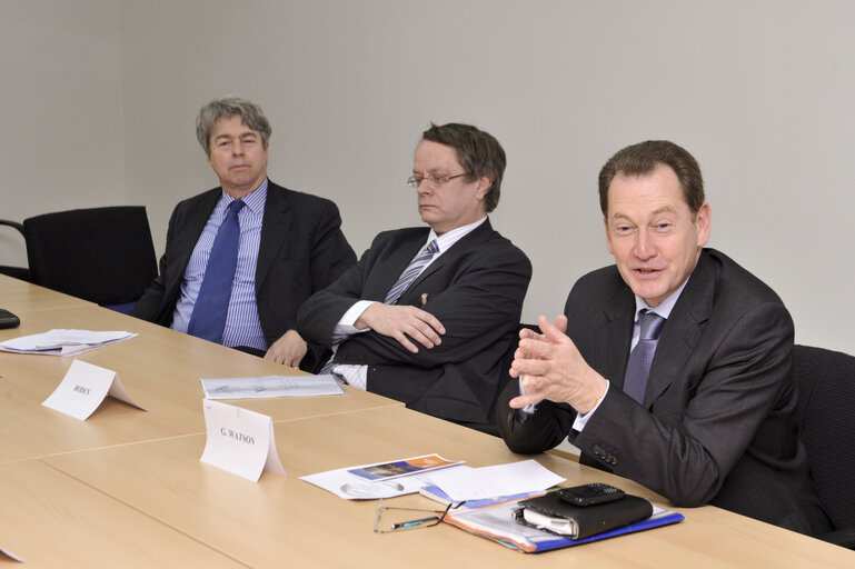 Photo 9: MEP Graham Watson receives members of the Rajya Sabha (Upper House of the Indian Parliament)