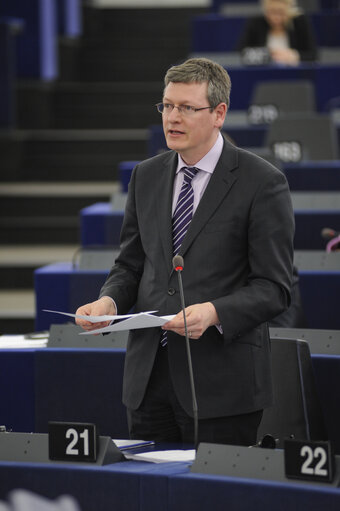 Zdjęcie 22: Mep in Strasbourg Hemicycle during the Session week 14