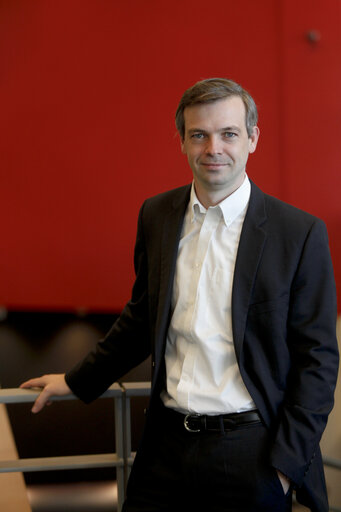 Φωτογραφία 20: Portrait of Martin EHRENHAUSER MEP in Brussels