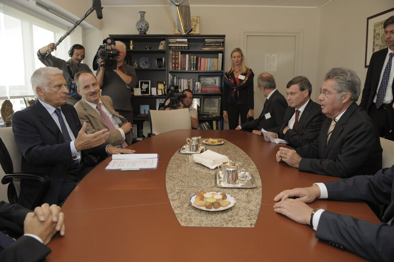 Fotagrafa 5: Jerzy Buzek, EP President, meets President of Austria Heinz Fischer in Brussels