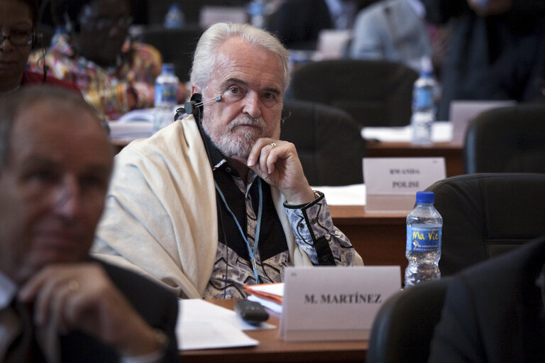 Φωτογραφία 29: Miguel Angel Martinez Martinez from Spain, Vice-President of the European Parliament, presents the report of the Comitee on Economic Development, Finance and Trade to the 20th ACP-EU Joint Parliamentary Assembly in Kinshasa on December 3, 2010.