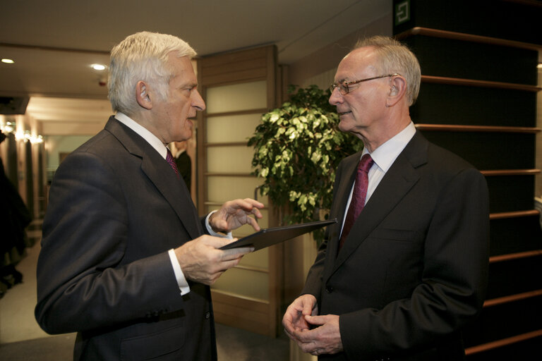 Foto 3: Speech for the presentation of the book of Klaus HÄNSCH - former President of the European Parliament