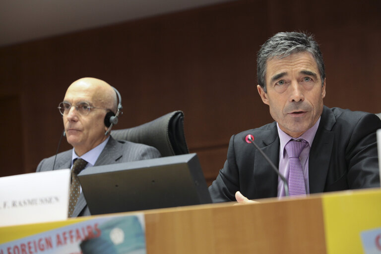 Fotogrāfija 9: The Committee on Foreign Affairs jointly with the Subcommittee on Security and Defence holds an Interparliamentary committee meeting with representatives from National Parliaments on the Challenges facing the Union's Common Security and Defence Policy (CSDP) after the entry into force of the Lisbon Treaty