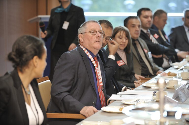 Eurotest Breakfast Briefing