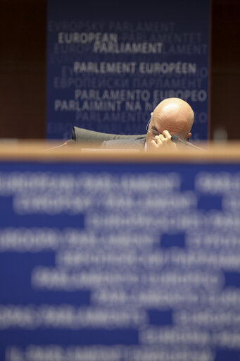 Fotagrafa 13: The Committee on Foreign Affairs jointly with the Subcommittee on Security and Defence holds an Interparliamentary committee meeting with representatives from National Parliaments on the Challenges facing the Union's Common Security and Defence Policy (CSDP) after the entry into force of the Lisbon Treaty