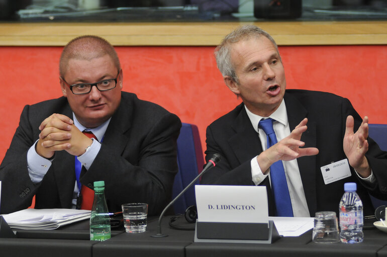 Photo 17 : United Kingdom's Minister for European Affairs David Roy Lidington attends a meeting with MEPs in Strasbourg