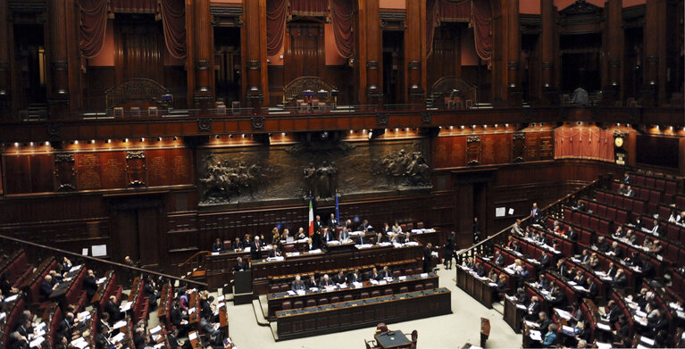 Foto 10: European Parliament President Jerzy Buzek speaks during of the 7th plenary session of the Parlamentary assembly of the Union for the mediterranean at Italian Chambers of Deputies at Palazzo Montecitorio on March 4, 2011in Rome.