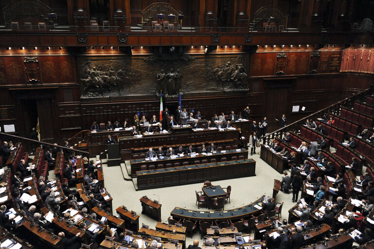 Foto 19: President of the Italian Chamber of Deputies Gianfranco Fini speaks during of the 7th plenary session of the Parlamentary assembly of the Union for the mediterranean at Italian Chambers of Deputies at Palazzo Montecitorio on March 4, 2011in Rome.