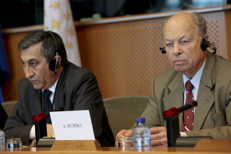 Снимка 5: DELEGATION TO THE EU-KAZAKHSTAN, EU-KYRGYZSTAN AND EU-UZBEKISTAN PARLIAMENTARY COOPERATION COMMITTEES AND FOR RELATIONS WITH TAJIKISTAN, TURKMENISTAN AND MONGOLIA - 1st EU/Republic of Tajikistan  Parliamentary Cooperation Committee meeting