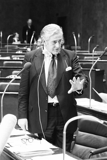 James SCOTT-HOPKINS during the plenary session from December 11 to 15, 1978, in Luxembourg.