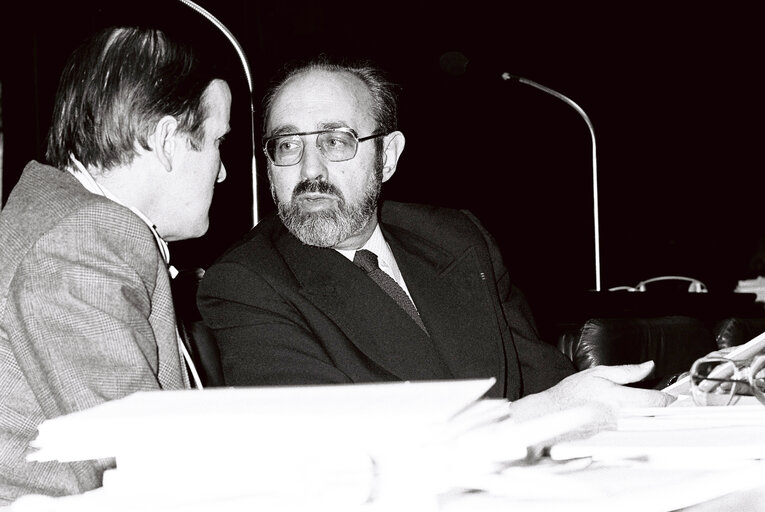 Schelto PATIJN and Edouard PISANI (R) during the plenary session from December 11 to 15, 1978, in Luxembourg.