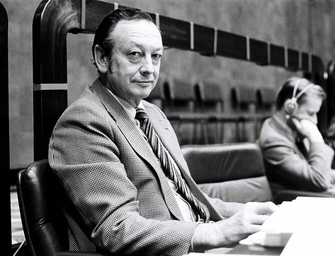 Kurt JUNG during the plenary session from December 11 to 15, 1978, in Luxembourg.