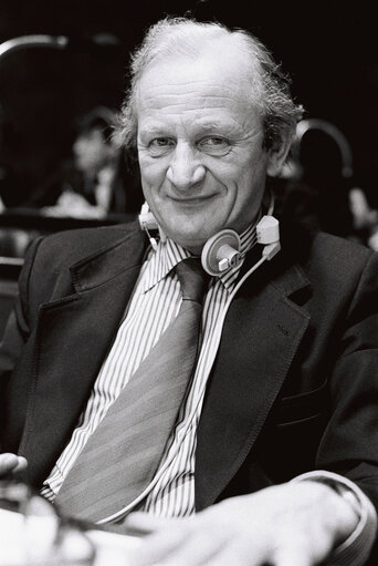 Michael HERBERT during the plenary session from December 11 to 15, 1978, in Luxembourg.