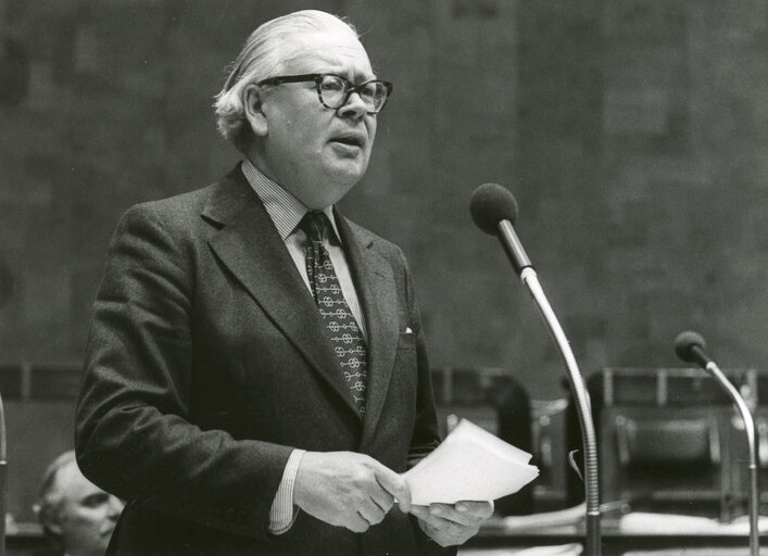 Geoffrey RIPPON during the plenary session from December 11 to 15, 1978, in Luxembourg.