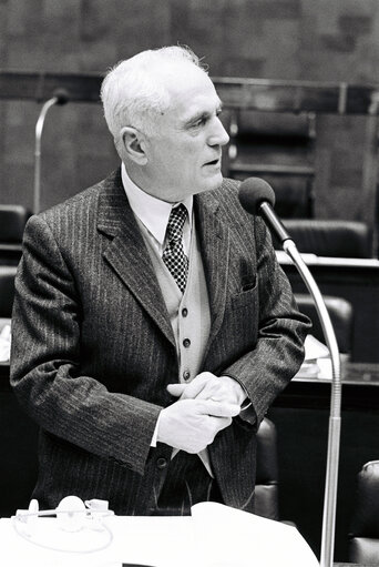 Michele CIFARELLI during the plenary session from December 11 to 15, 1978, in Luxembourg.