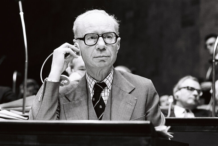 Charles FLETCHER-COOKE during the plenary session from December 11 to 15, 1978, in Luxembourg.