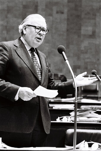 Geoffrey RIPPON during the plenary session from December 11 to 15, 1978, in Luxembourg.