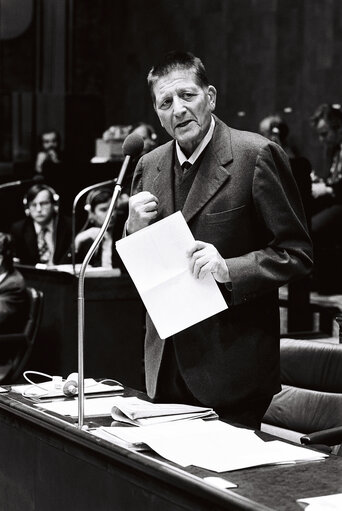 Giorgio AMENDOLA during the plenary session from December 11 to 15, 1978, in Luxembourg.