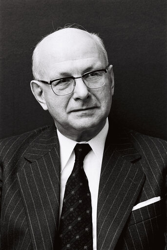 Portrait of Claude MONT in the margins of the plenary session from December 11 to 15, 1978, in Luxembourg.