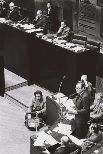 Hans-Dietrich GENSCHER, Minister for Foreign Affairs of the Federal Republic of Germany and President in Office of the Council of the European Communities, during the plenary session from December 11 to 15, 1978, in Luxembourg.