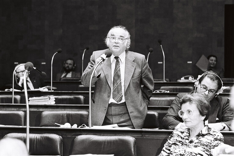 Ernest Alan FITCH during the plenary session from December 11 to 15, 1978, in Luxembourg.