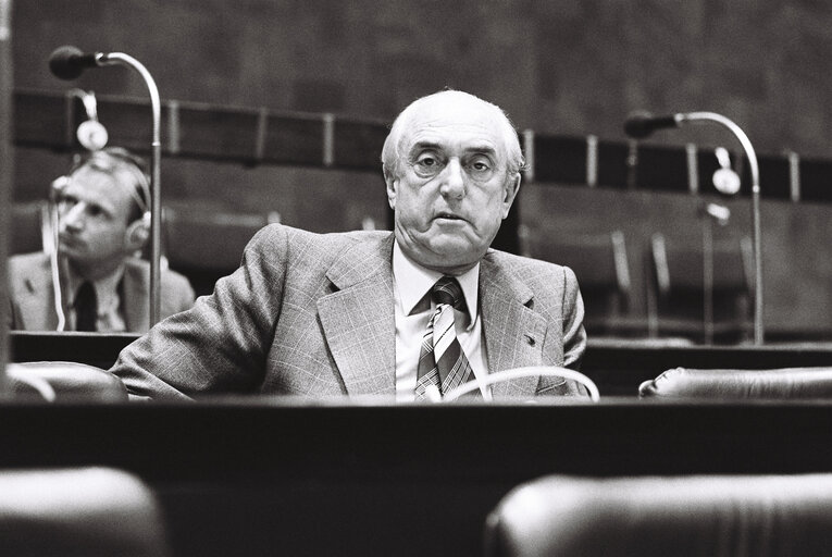 Pierre CROZE during the plenary session from December 11 to 15, 1978, in Luxembourg.