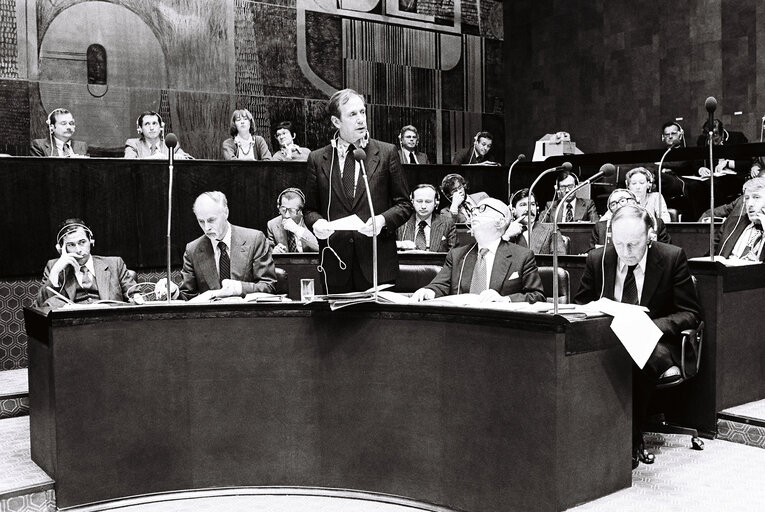 German Foreign Affairs Minister Klaus von DOHNANYI during the plenary session from December 11 to 15, 1978, in Luxembourg.