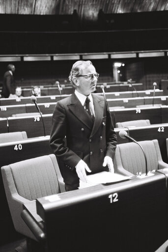 Suriet 1: Richie Ryan during the plenary session from November 13 to 17, 1978, in Luxembourg.