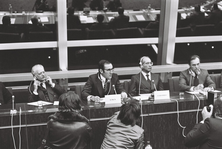 Photo 7 : President of Portugal António Ramalho EANES and EP President Emilio Colombo, in Strasbourg, November 1978.