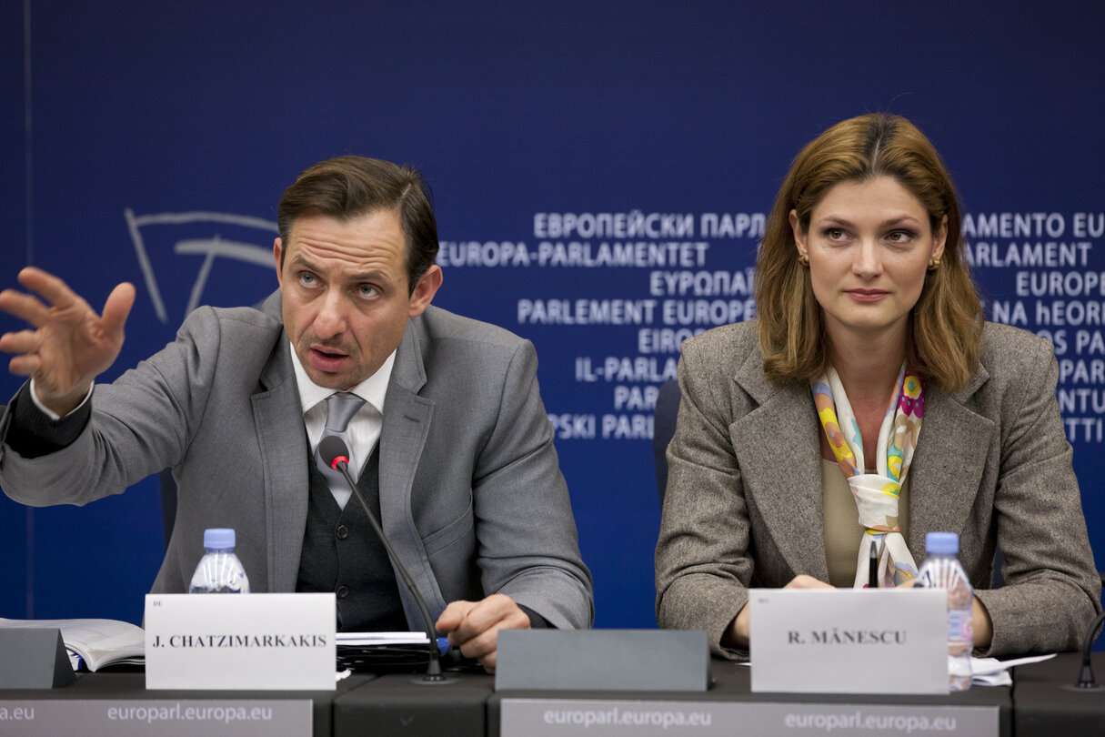 Press conference of MEPs Ramona Manescu and Jorgos Chatzimarkakis about problems and solutions in spending European Union cohesion policy