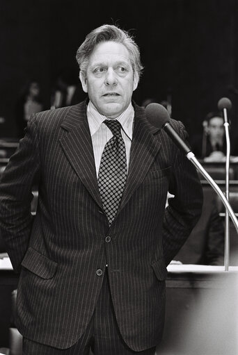 Fotagrafa 2: Ralph HOWELL during a session in Luxembourg in February 1977