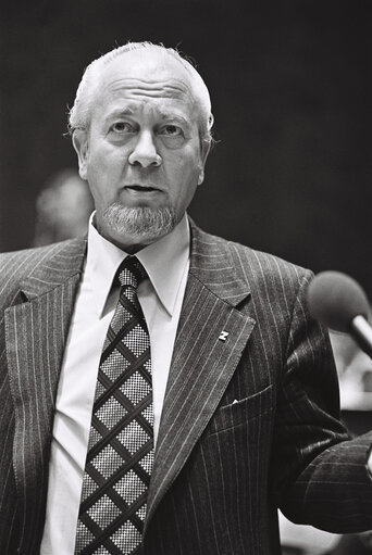 Foto 2: Kai NYBORG during a session in Luxembourg in February 1977