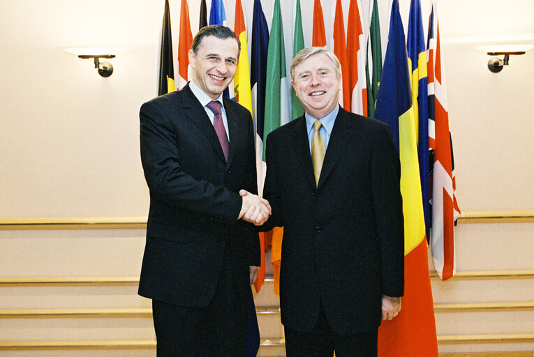 Photo 7: EP President meets with the Romanian Minister for Foreign Affairs