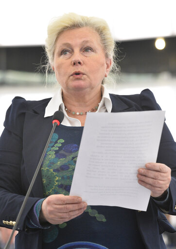 Fotografie 3: Zuzana ROITHOVA in the Hemicycle