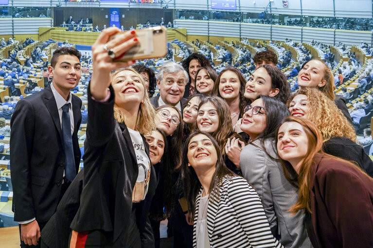 Antonio TAJANI,  EP President meets with Italian's visitors.