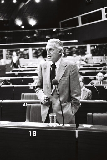 The European Commissioner Finn Olav GUNDELACH during a plenary session in Strasbourg in November 1979.