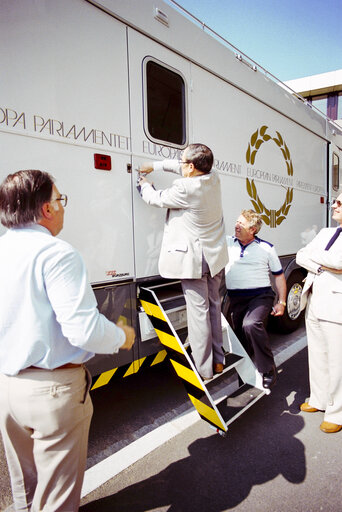 Arrival and inauguration of a new Audiovisual van at the EP in Strasbourg. (Exact date unknown)