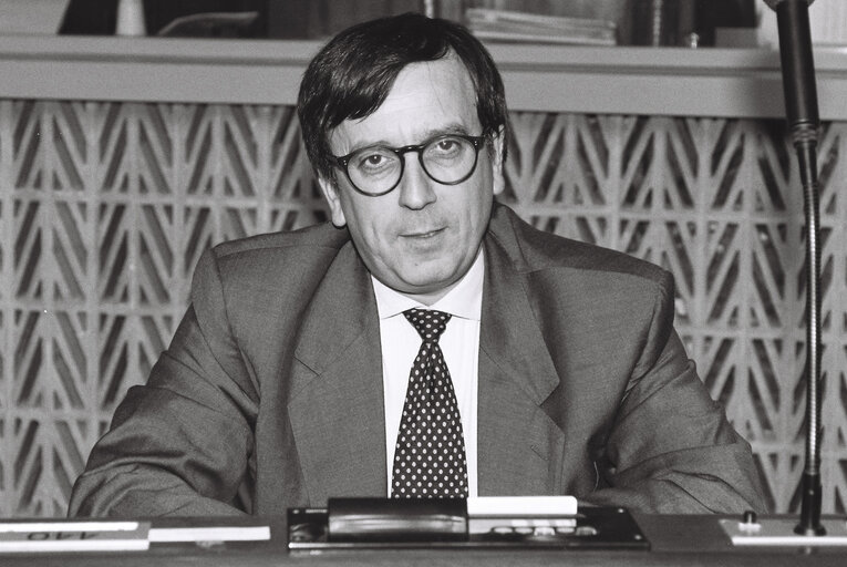 Jean Claude MARTINEZ in plenary session in Strasbourg - June 1992