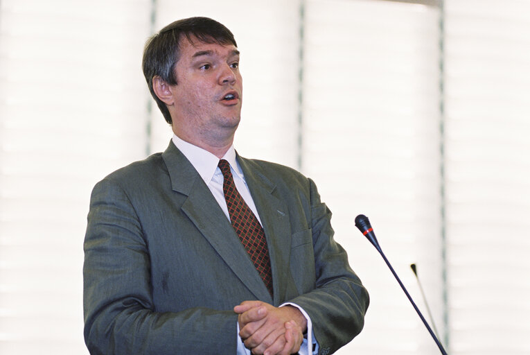 MEP Jules MAATEN in Plenary Session in Strasbourg in June 2000