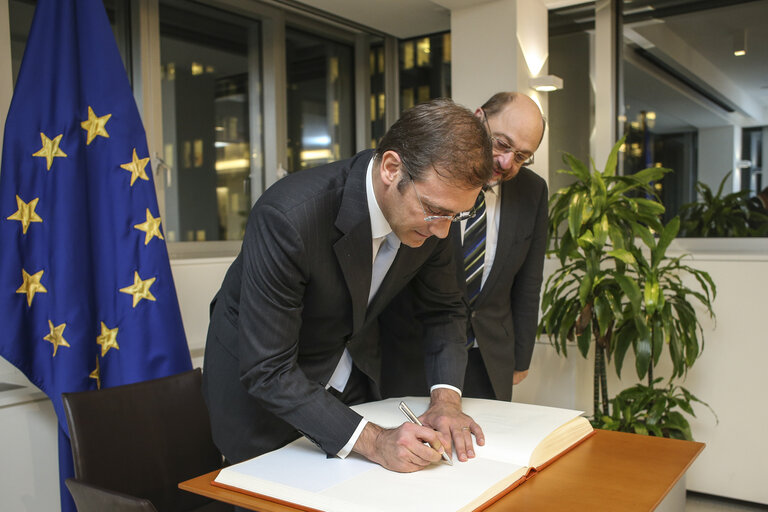 Martin SCHULZ - EP President meets with Pedro PASSOS COELHO, prime minister of Portugal