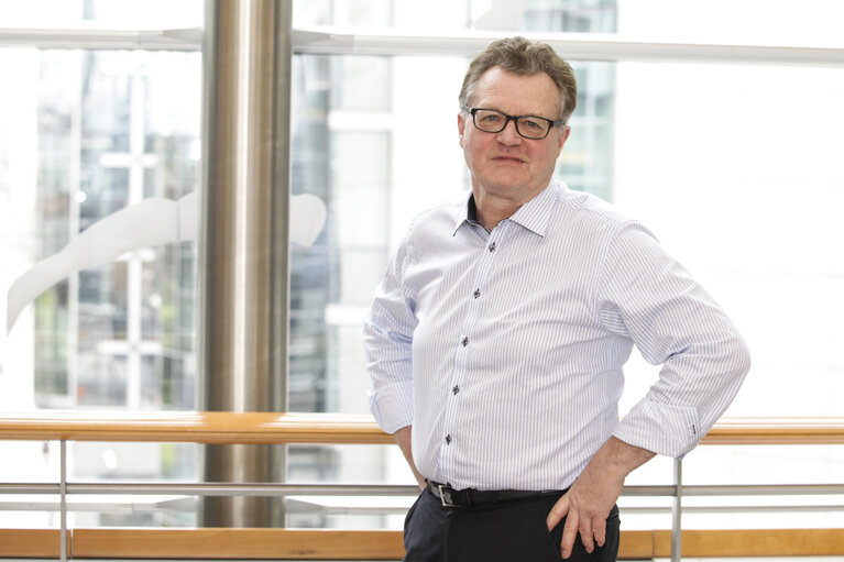 Foto 6: MEP Claus LARSEN-JENSEN at the European Parliament in Brussels