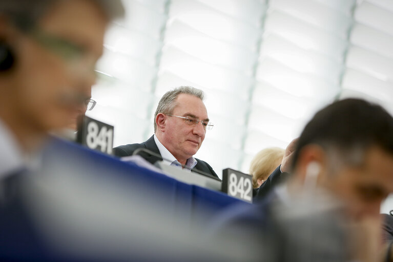 Iuliu WINKLER in plenary session Week 43 2017 in Strasbourg