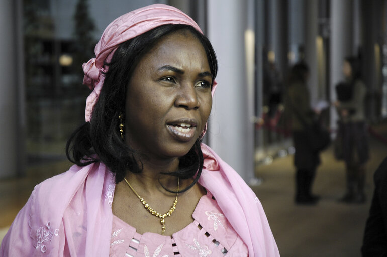 Foto 4: 2005 Sakharov Prize laureate Hauwa ibrahim at the European Parliament in Strasbourg