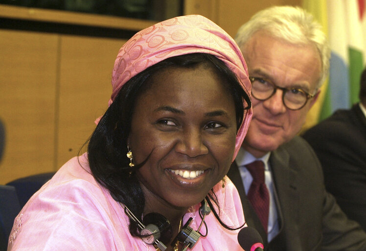 Foto 12: 2005 Sakharov Prize laureates hold a press conference at the European Parliament in Strasbourg