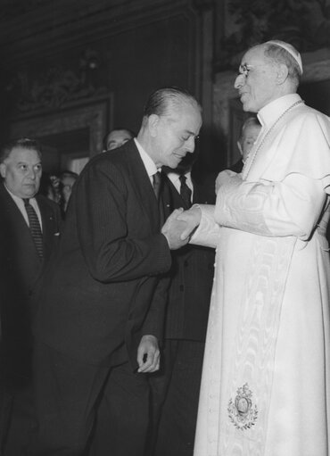 Foto 7: Plenary session of the Assembly of the ECSC - Audience with His Holiness Pope Pius XII